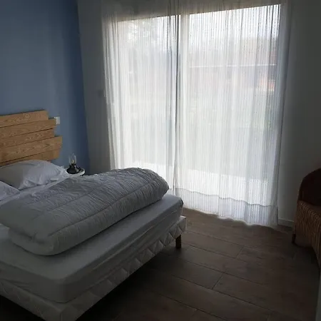 Maison Neuve Proche Du De Leon Et De L'ocean Villa