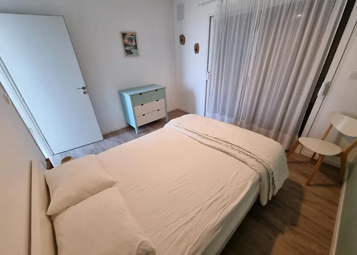 فيلة Maison Recent Proche Du De Leon Et De L'ocean *